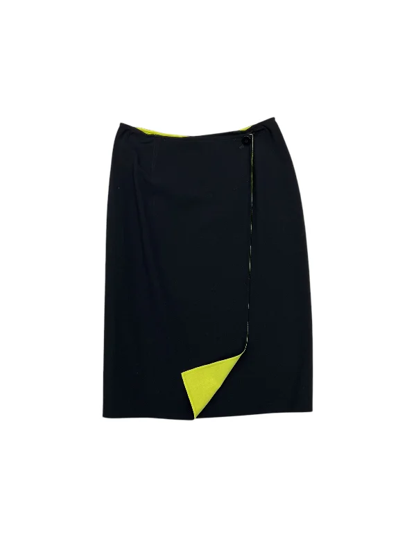 Skirt Mini & Short By WORTH In Black & Green, Size: 4