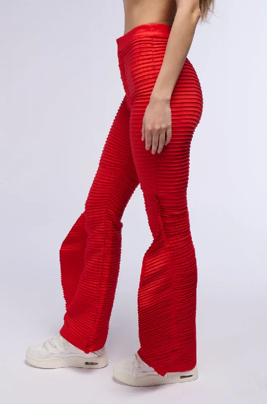 RUNAWAY PLEATED FLARE TROUSER PANT IN RED